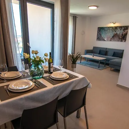 Luxury Grotta With Sea View And Swimming Pool