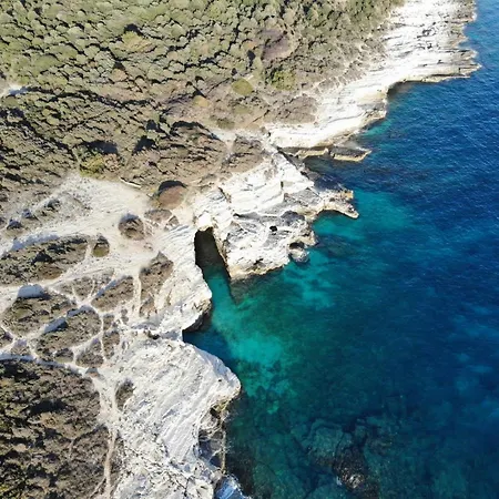 Appartamento Luxury Grotta With Sea View And Swimming Pool