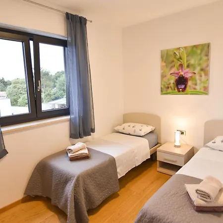Luxury Grotta With Sea View And Swimming Pool *