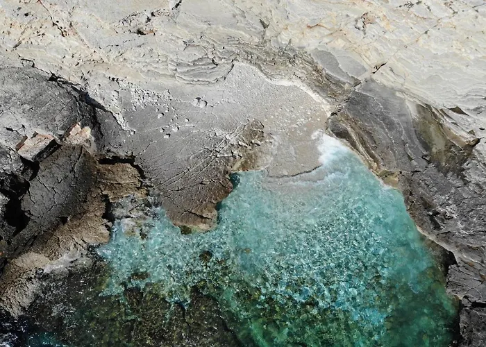 Luxury Grotta With Sea View And Swimming Pool Appartement *