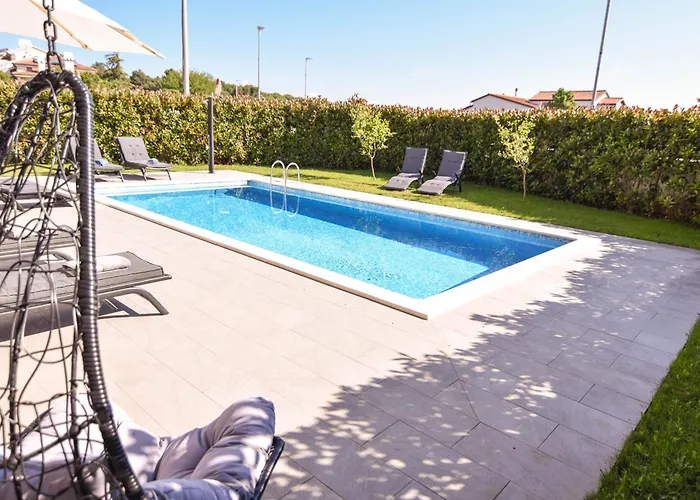 Luxury Grotta With Sea View And Swimming Pool